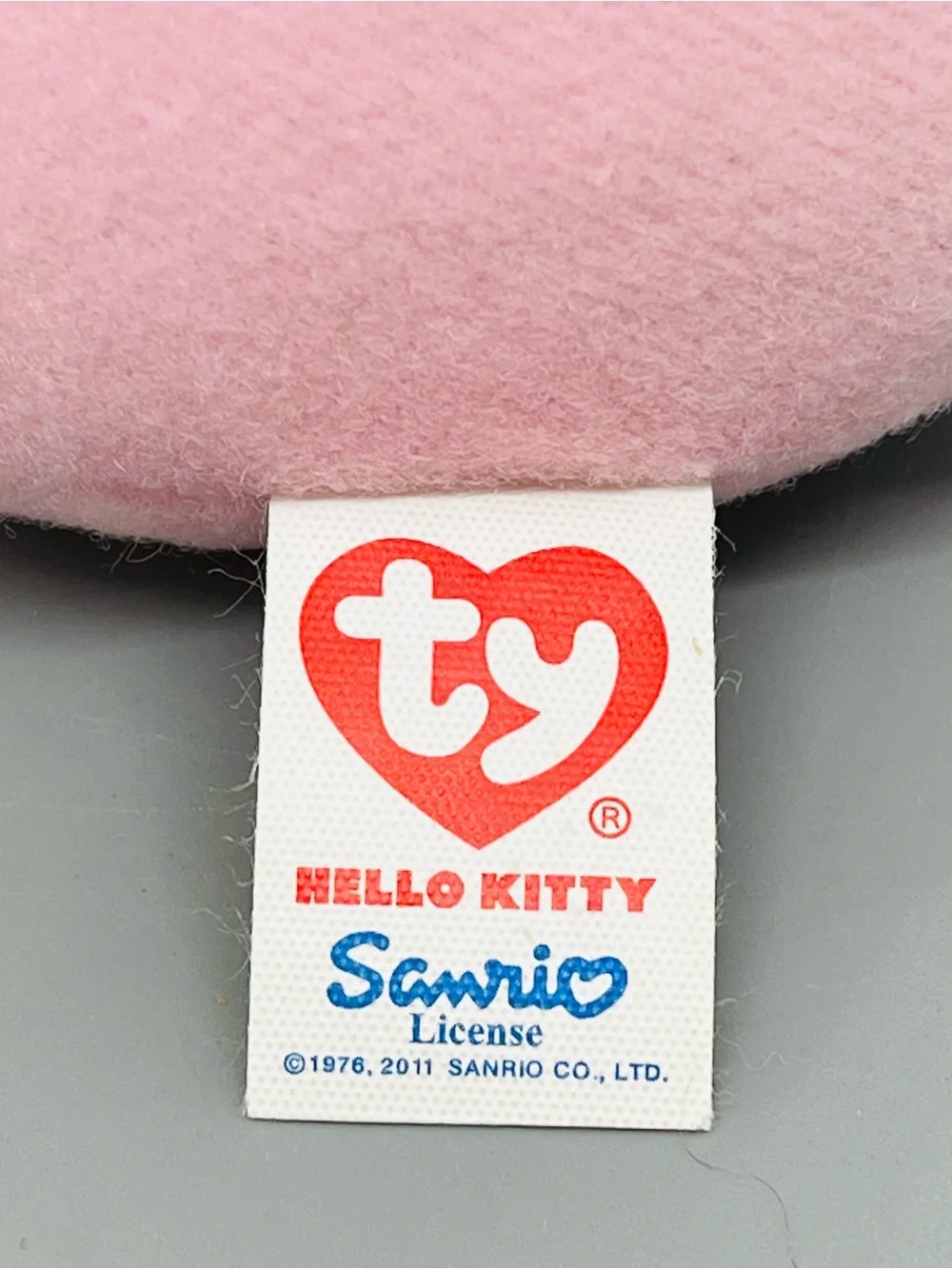Ty Beanie Buddies Sanrio Hello Kitty Liberty Collab Plush Apple Fabric 9.5”